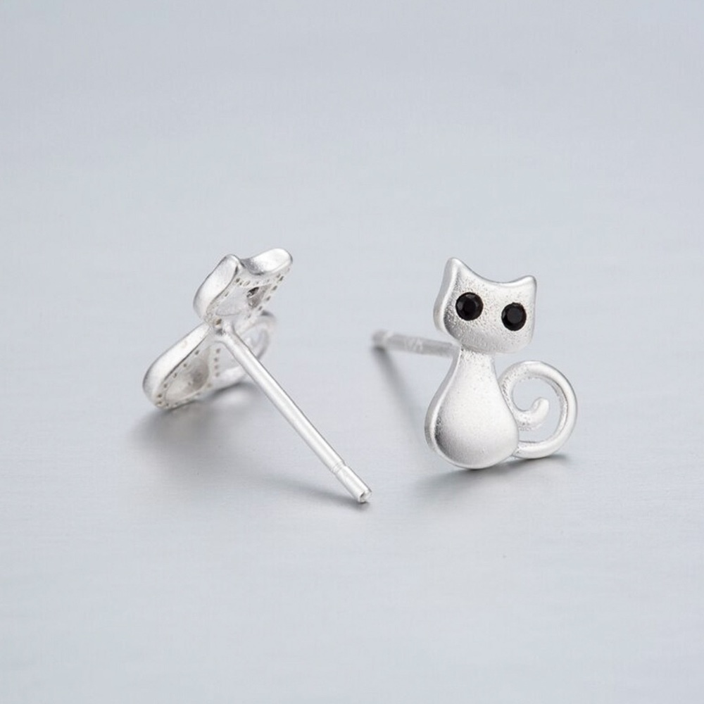Any 3/$25! Silver Cat w/Black Eyes Stud Earrings - Picture 4 of 7